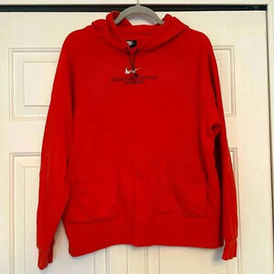 Women’s Nike Center Swoosh Hoodie, red, Size M